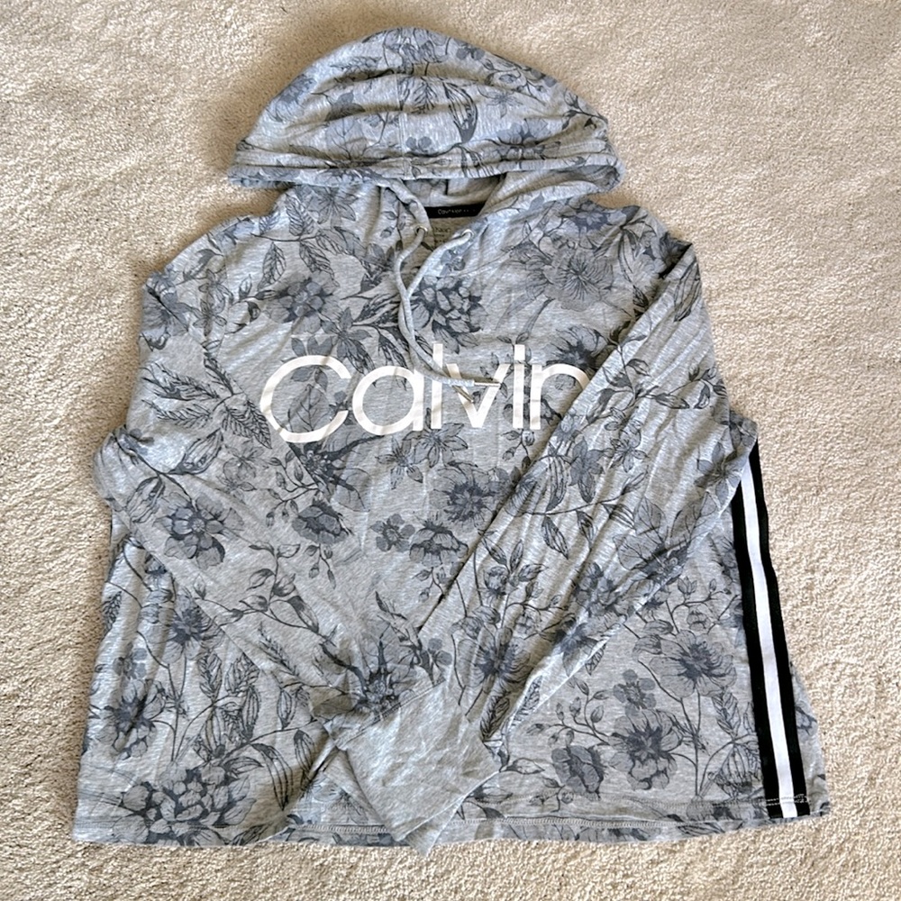 Calvin Klein hoodies. Size M, Gray color